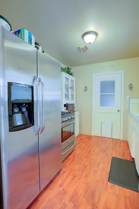 2004 Dora St, Modesto, CA 95354 photo 4