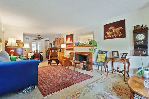137 Cherry Ln, Campbell, CA 95008 photo 5