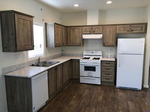 1401 Patriots Ln, Modesto, CA 95355 photo 5