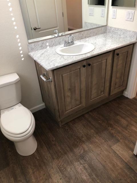 1401 Patriots Ln, Modesto, CA 95355 photo 9