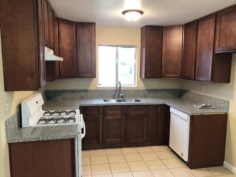 617 Parviz Ln, Modesto, CA 95351 photo 3