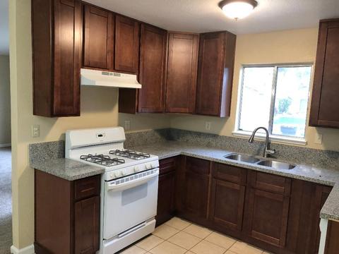 617 Parviz Ln, Modesto, CA 95351 photo 4