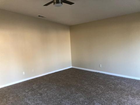 617 Parviz Ln, Modesto, CA 95351 photo 2