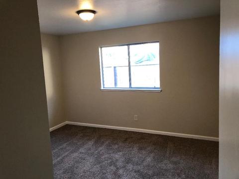 617 Parviz Ln, Modesto, CA 95351 photo 8