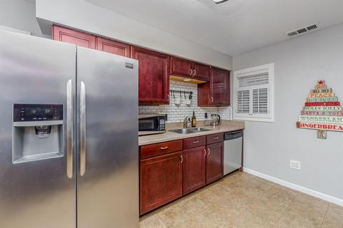 1327 Park St, Lodi, CA 95242 photo 9