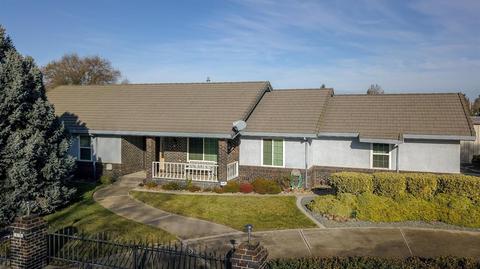 13751 E Live Oak Rd, Lodi, CA 95240 photo 2