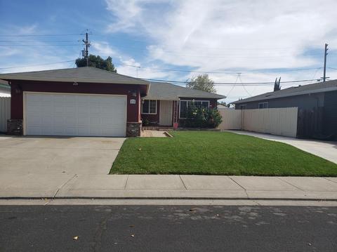 818 N Ralph Ave, Manteca, CA 95336 photo 1