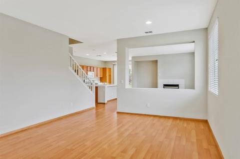 698 Sagewood Ln, Tracy, CA 95377 photo 5