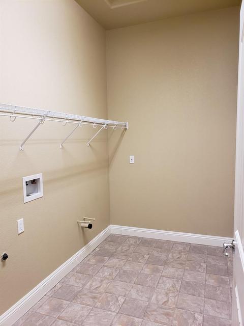 671 Monte Casa St, Manteca, CA 95337 photo 10