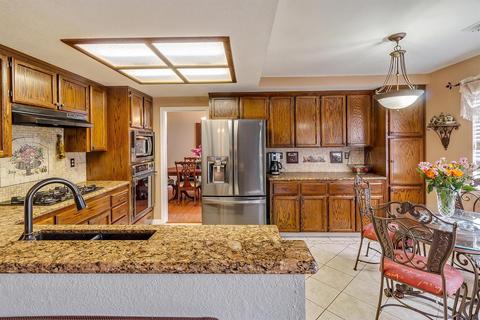 1725 Parkside Dr, Tracy, CA 95376 photo 12