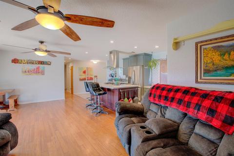 424 Weyer, Modesto, CA 95357 photo 9