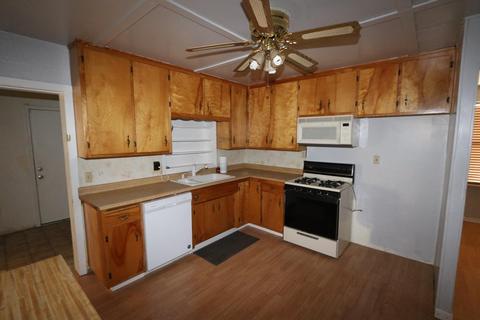 1304 Watts, Modesto, CA 95358 photo 6