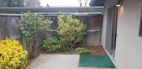 215 Floyd Ave #5, Modesto, CA 95350 photo 4