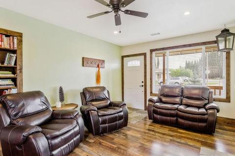 1271 N Mitchell Ave, Turlock, CA 95380 photo 4