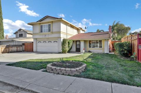 2750 Georgia Dr, Tracy, CA 95376 photo 1