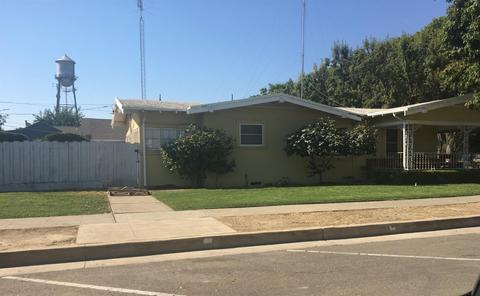 208 6th, Gustine, CA 95322 photo 2
