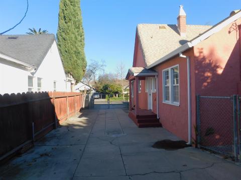 532 E Walnut St, Lodi, CA 95240 photo 32