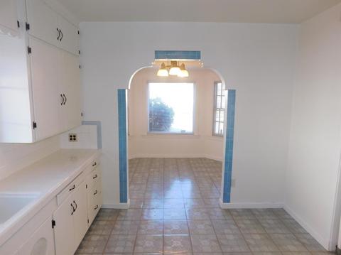 532 E Walnut St, Lodi, CA 95240 photo 8