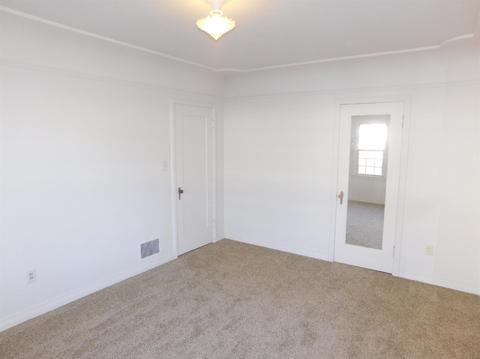 532 E Walnut St, Lodi, CA 95240 photo 12