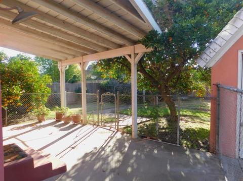 532 E Walnut St, Lodi, CA 95240 photo 29
