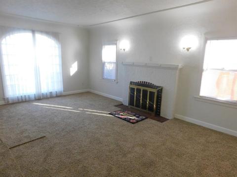 532 E Walnut St, Lodi, CA 95240 photo 7