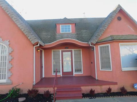 532 E Walnut St, Lodi, CA 95240 photo 4