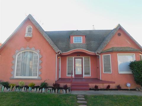 532 E Walnut St, Lodi, CA 95240 photo 2