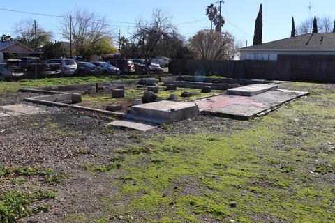 1420 Martha St, Patterson, CA 95363 photo 4