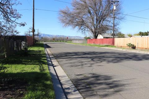 1420 Martha St, Patterson, CA 95363 photo 6