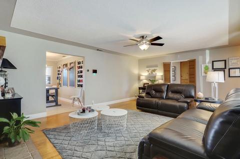 749 S Crescent Ave, Lodi, CA 95240 photo 2