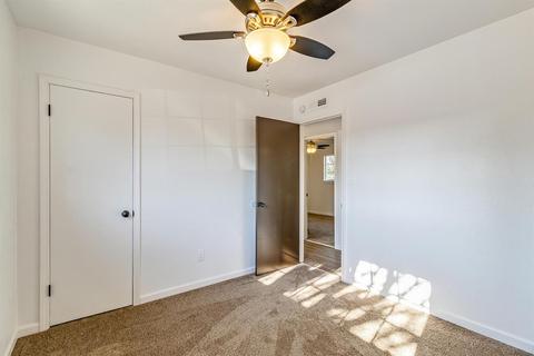 1005 Sandburg Ave, Modesto, CA 95351 photo 8