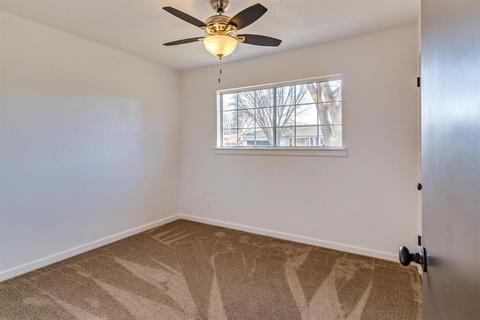 1005 Sandburg Ave, Modesto, CA 95351 photo 9
