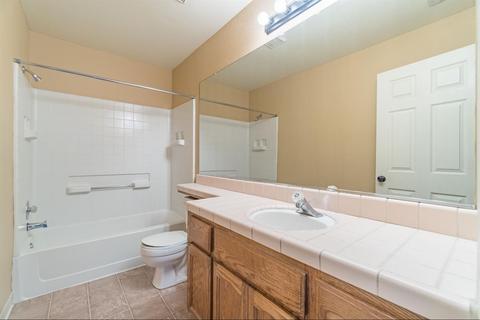 2808 Antwerp, Modesto, CA 95356 photo 18
