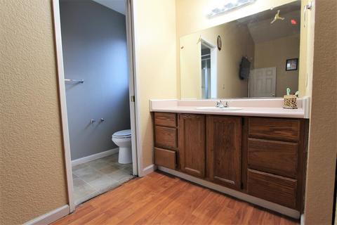 705 Mamilane, Modesto, CA 95351 photo 21