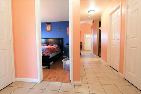 705 Mamilane, Modesto, CA 95351 photo 28