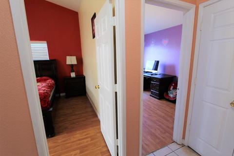 705 Mamilane, Modesto, CA 95351 photo 27