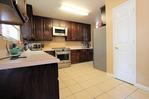 705 Mamilane, Modesto, CA 95351 photo 10
