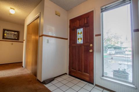 1132 Comanche Ct, Modesto, CA 95351 photo 4