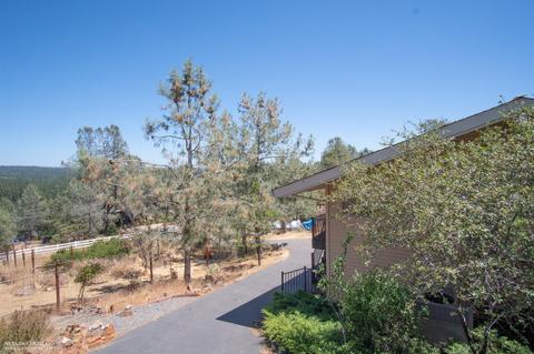 15552 Wolf Mountain Rd, Grass Valley, CA 95949 photo 2