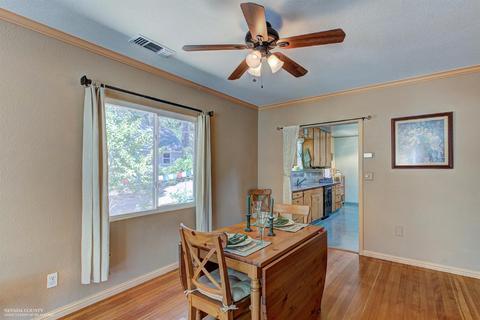 10555 Walker Dr, Grass Valley, CA 95945 photo 4