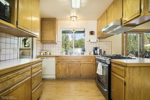 11122 Ball Rd, Grass Valley, CA 95949 photo 4