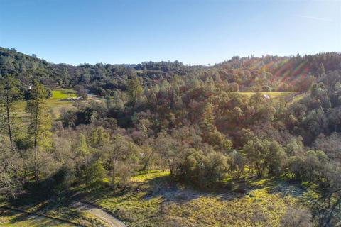 21501 Malcolm Pl, Grass Valley, CA 95949 photo 2