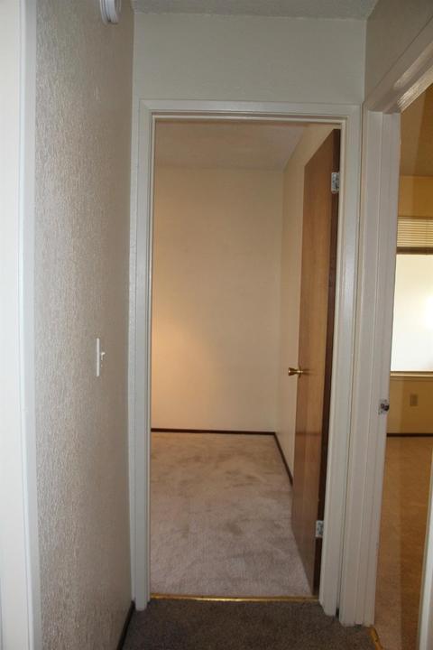 4028 E Orangeburg Ave, Modesto, CA 95355 photo 18