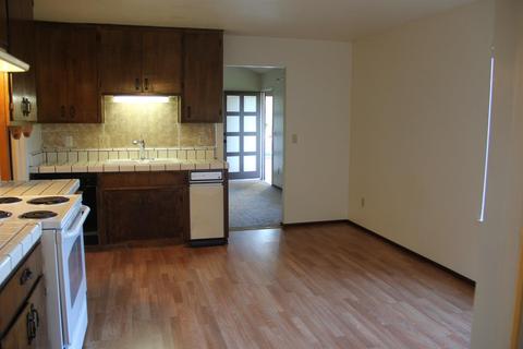 4028 E Orangeburg Ave, Modesto, CA 95355 photo 9