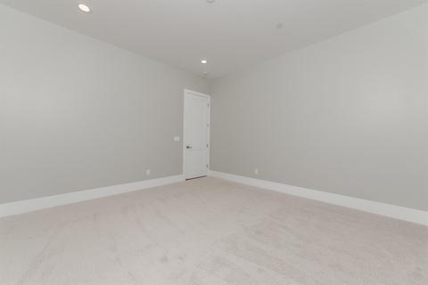 558 Ramos Dr, Folsom, CA 95630 photo 20