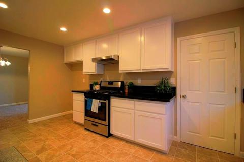 232 E Granger Ave, Modesto, CA 95350 photo 10