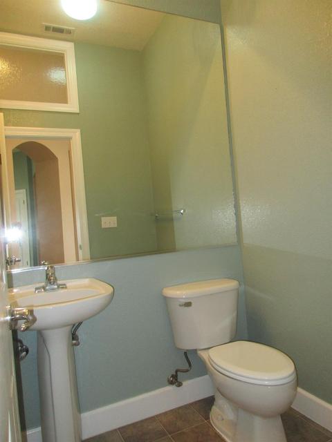1604 Newhampton Way, Modesto, CA 95355 photo 20