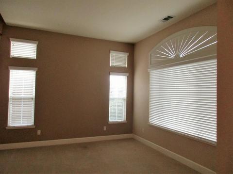 1604 Newhampton Way, Modesto, CA 95355 photo 4