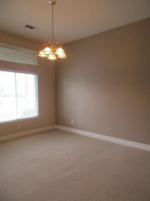 1604 Newhampton Way, Modesto, CA 95355 photo 5