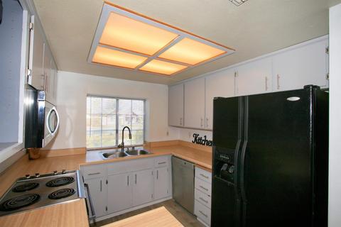 5344 Vichy Cir, Antelope, CA 95843 photo 9